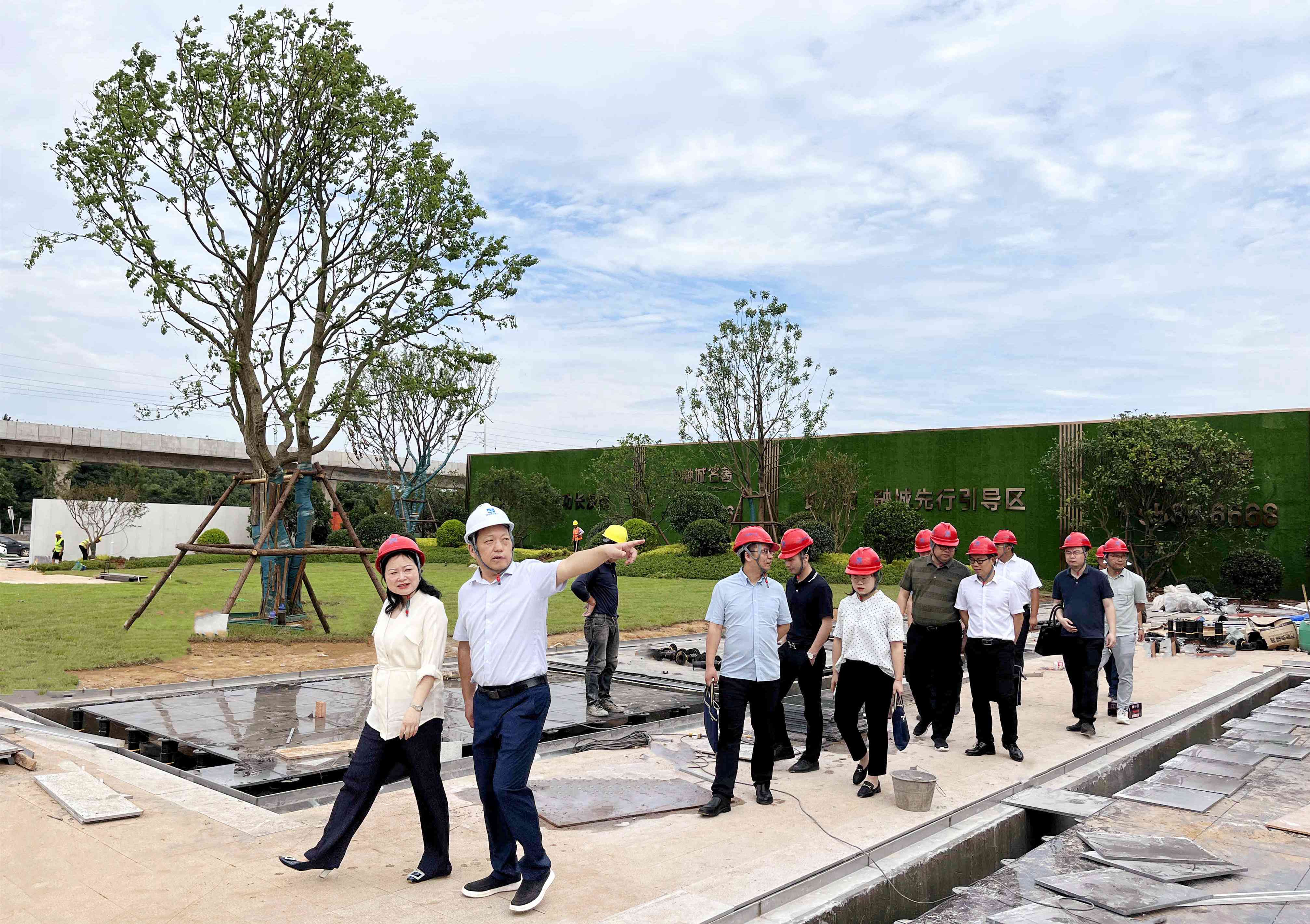 集團(tuán)投資營銷部到湖南建工·融城名著項目督導(dǎo)檢查工作