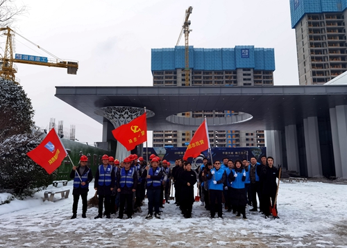 抗擊冰雪  沖鋒在前