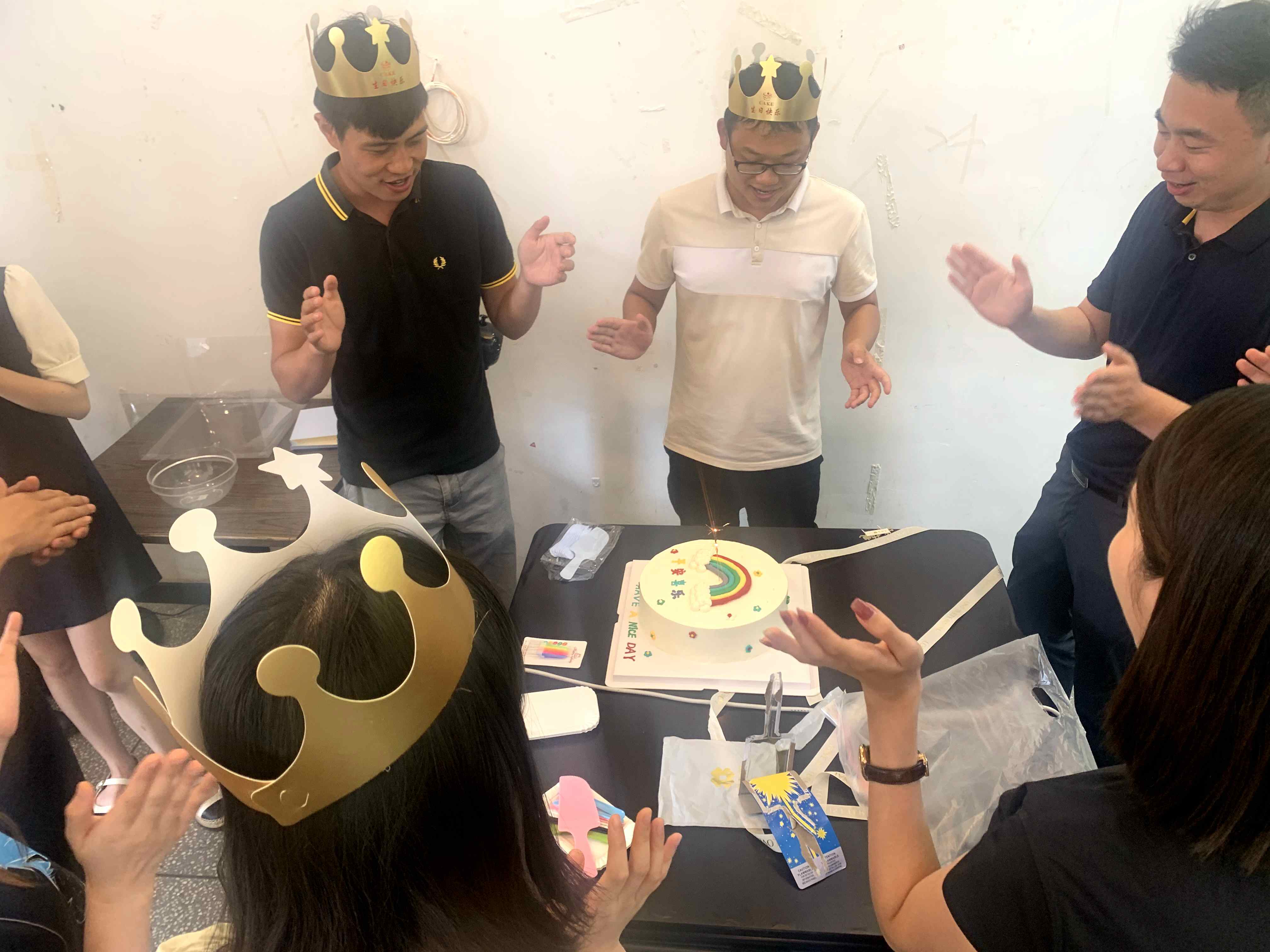 馬家坪項(xiàng)目公司為員工舉行集體生日會(huì)