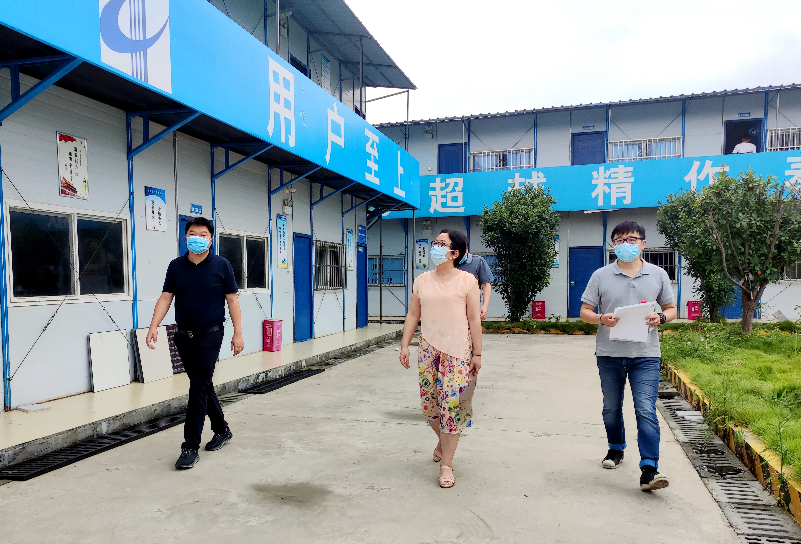 湖南建工地產(chǎn)黨委委員、紀委書記趙杰英帶隊開展疫情防控督查