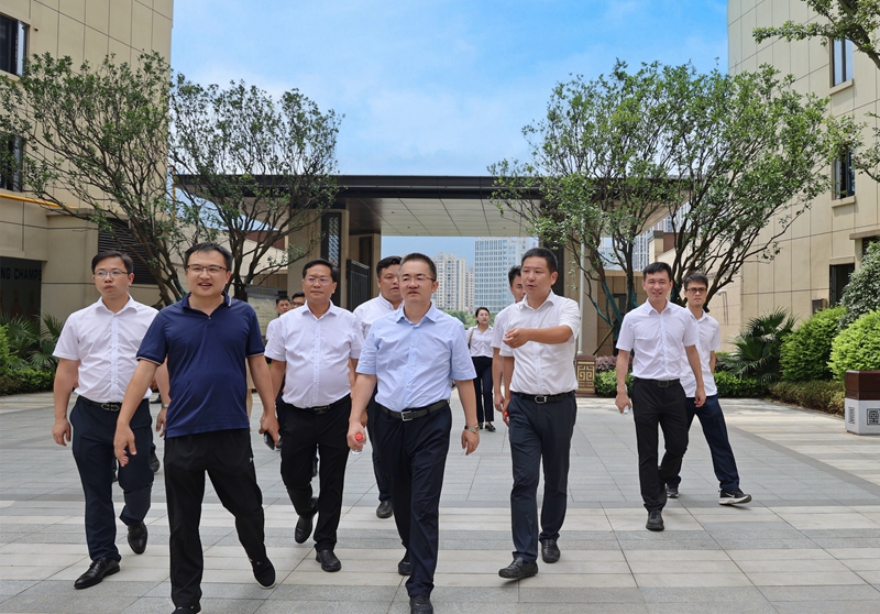 集團(tuán)黨委副書記、職工董事陳克軍帶隊(duì)考察在郴項(xiàng)目并開(kāi)展青年工作主題調(diào)研